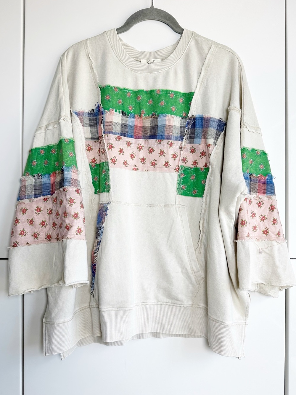 Easel Los Angeles Sweatshirt Patchwork Floral And Plaid Medium Boho Cottagecore